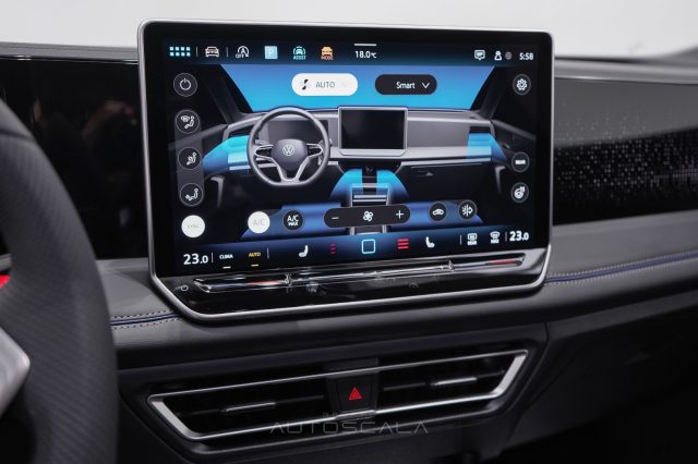 VOLKSWAGEN Tiguan usata, con Fari LED