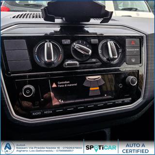 VOLKSWAGEN up! usata, con Autoradio