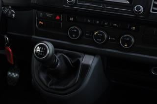 VOLKSWAGEN T6 usata, con Chiusura centralizzata