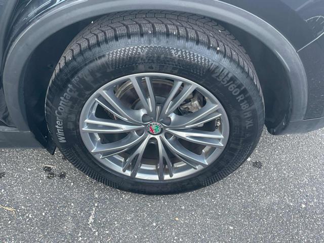 ALFA ROMEO Stelvio usata, con Luci diurne LED