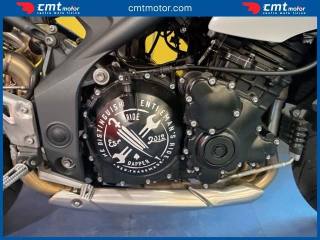 TRIUMPH Speed Triple 1050 usata 8