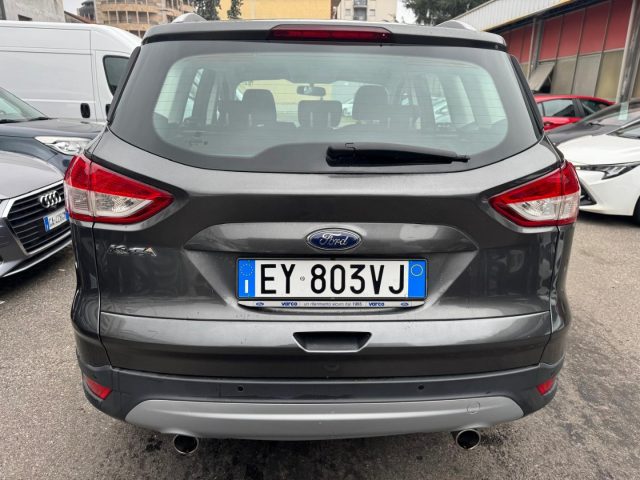 FORD Kuga usata, con Autoradio