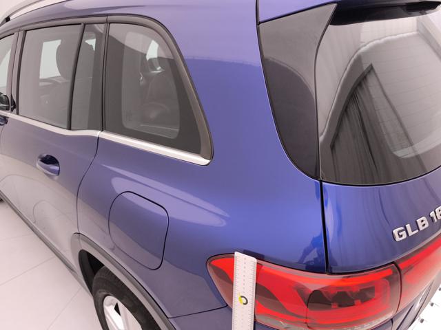 MERCEDES-BENZ GLB 180 usata, con Vivavoce