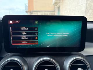 MERCEDES-BENZ GLC 300 usata, con Sensori di parcheggio posteriori