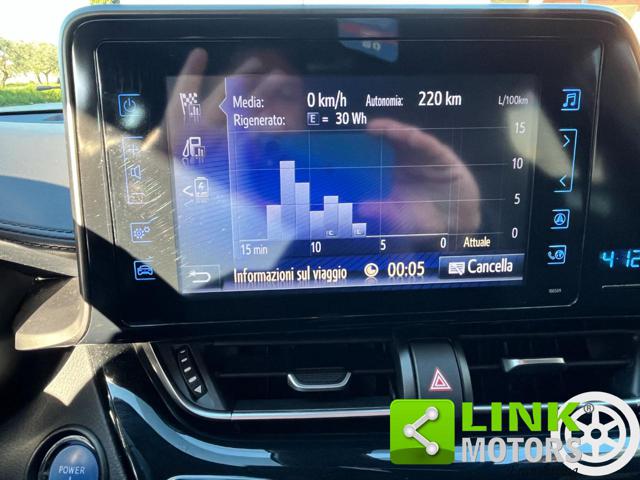 TOYOTA C-HR usata, con Autoradio
