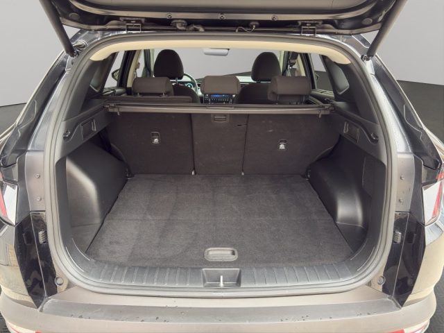 HYUNDAI Tucson usata, con Specchietti laterali elettrici