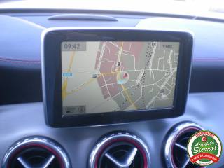 MERCEDES-BENZ GLA 220 usata, con Riconoscimento dei segnali stradali