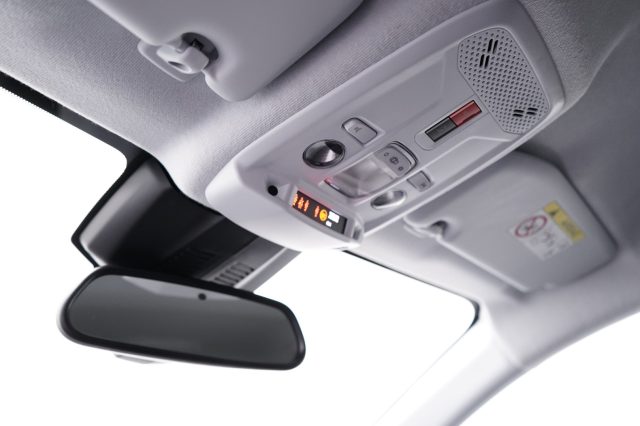 PEUGEOT 208 usata, con Autoradio digitale