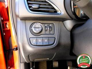 OPEL Karl usata, con Servosterzo