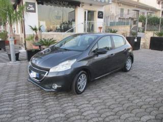 PEUGEOT 208 usata, con Airbag