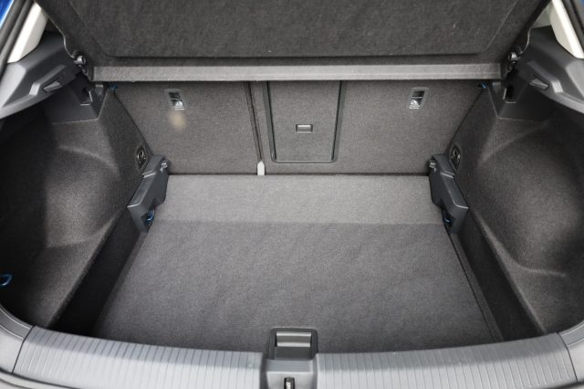 VOLKSWAGEN T-Roc usata 101