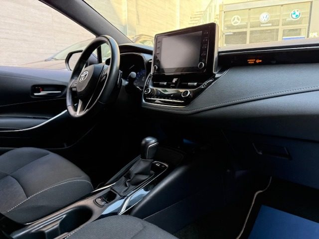 TOYOTA Corolla usata, con Controllo automatico clima
