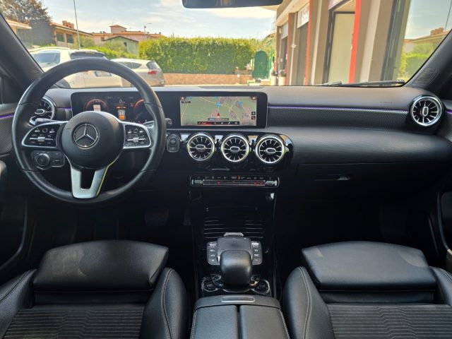 MERCEDES-BENZ A 200 usata, con Sedile posteriore sdoppiato