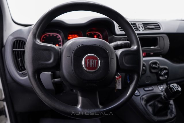 FIAT New Panda usata 9
