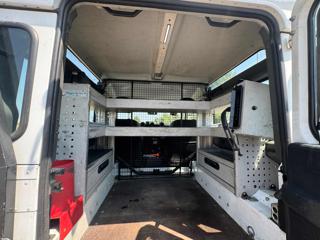 LAND ROVER Defender usata 9
