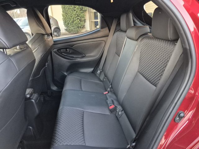 TOYOTA Yaris usata, con ESP