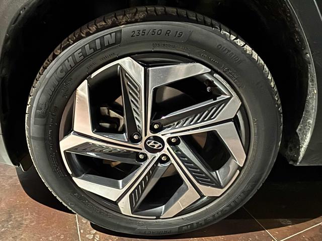 HYUNDAI Tucson usata, con Airbag laterali