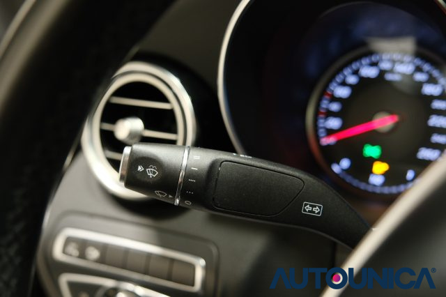MERCEDES-BENZ C 220 usata, con Autoradio digitale