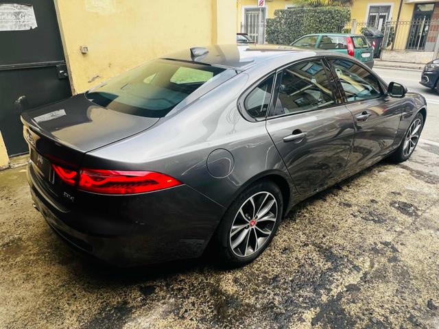JAGUAR XF usata, con Antifurto