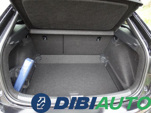 VOLKSWAGEN Taigo usata, con Tettuccio apribile