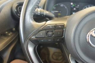 TOYOTA Yaris usata, con Telecamera per parcheggio assistito