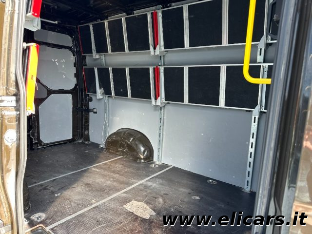 VOLKSWAGEN Crafter usata 16