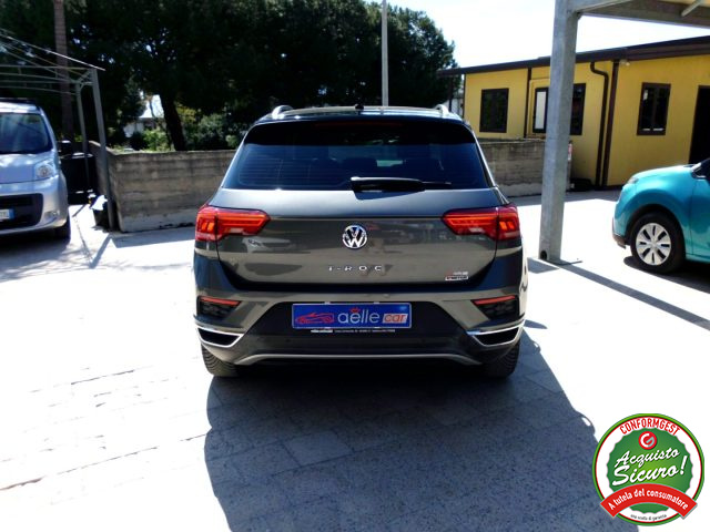 VOLKSWAGEN T-Roc usata, con Autoradio