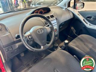 TOYOTA Yaris usata, con Boardcomputer