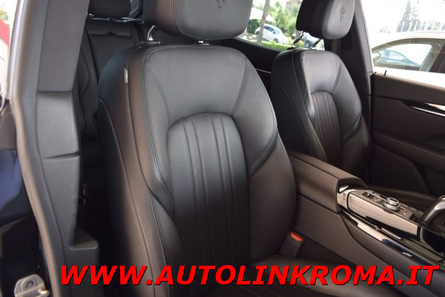 MASERATI Levante usata, con Touch screen