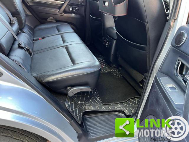 MITSUBISHI Pajero usata, con Tettuccio apribile