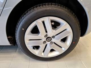 RENAULT Clio usata, con Sistema di navigazione