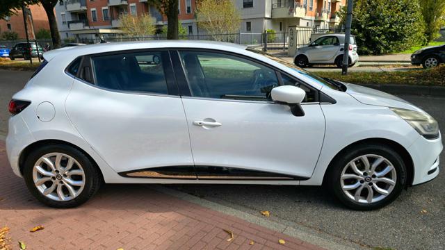 RENAULT Clio usata, con Climatizzatore
