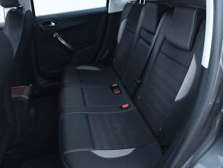 PEUGEOT 2008 usata, con Isofix