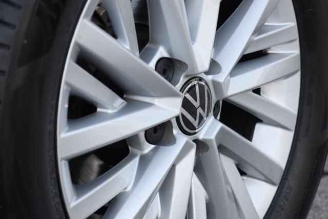 VOLKSWAGEN T-Roc usata, con Spoiler