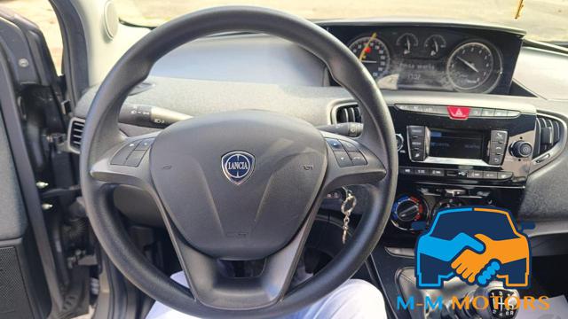 LANCIA Ypsilon usata, con Fendinebbia