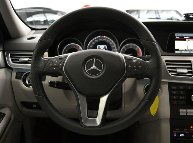 MERCEDES-BENZ E 250 usata, con Boardcomputer