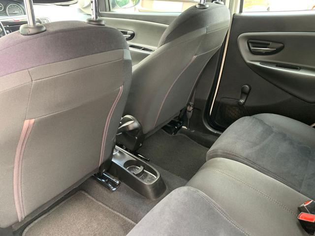 LANCIA Ypsilon usata, con Isofix