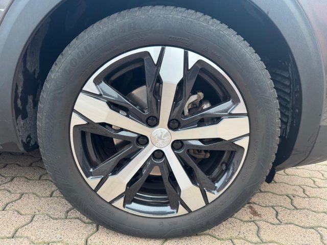 PEUGEOT 3008 usata, con Touch screen