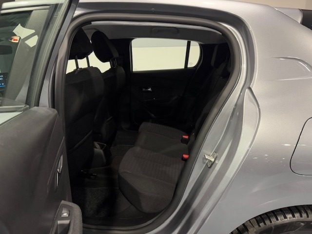 PEUGEOT 208 usata, con Volante in pelle