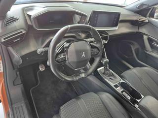 PEUGEOT 2008 usata, con Boardcomputer