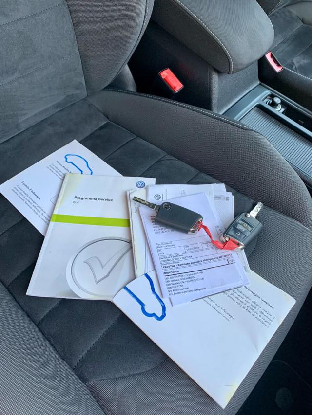 VOLKSWAGEN Golf usata, con Interni in pelle