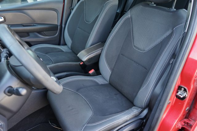 RENAULT Clio usata 17