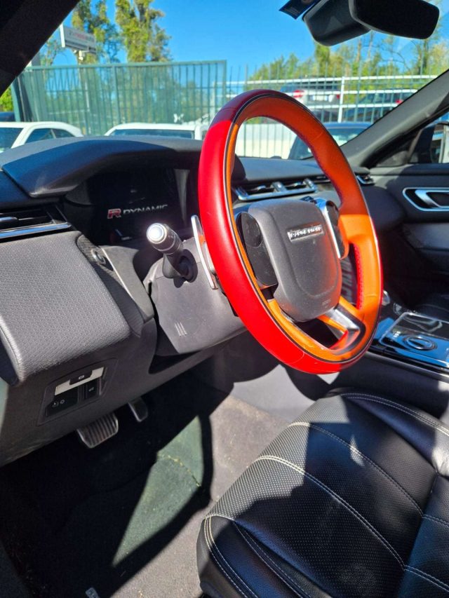 LAND ROVER Range Rover Velar usata, con Climatizzatore