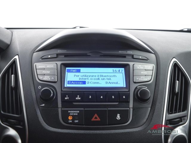 HYUNDAI iX35 usata 14