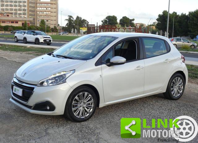 PEUGEOT 208 usata, con Airbag laterali