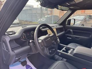 LAND ROVER Defender usata, con Boardcomputer