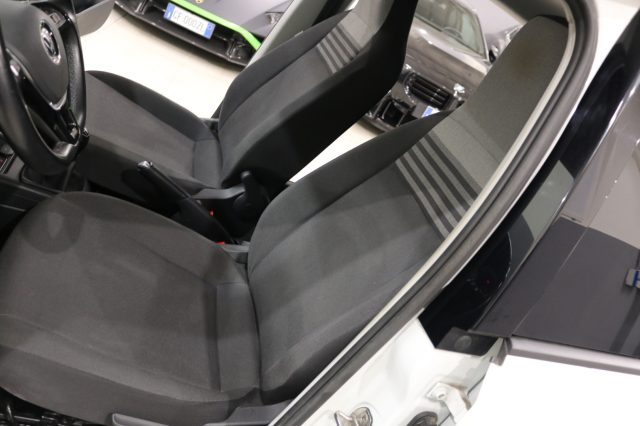 VOLKSWAGEN up! usata, con Cruise Control