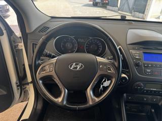 HYUNDAI iX35 usata 19