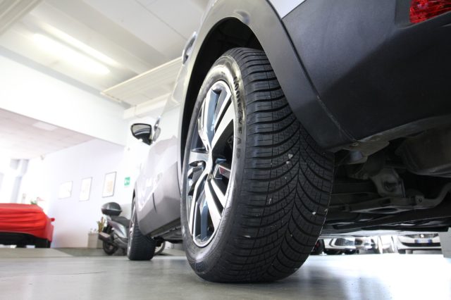 PEUGEOT 3008 usata, con Fari LED