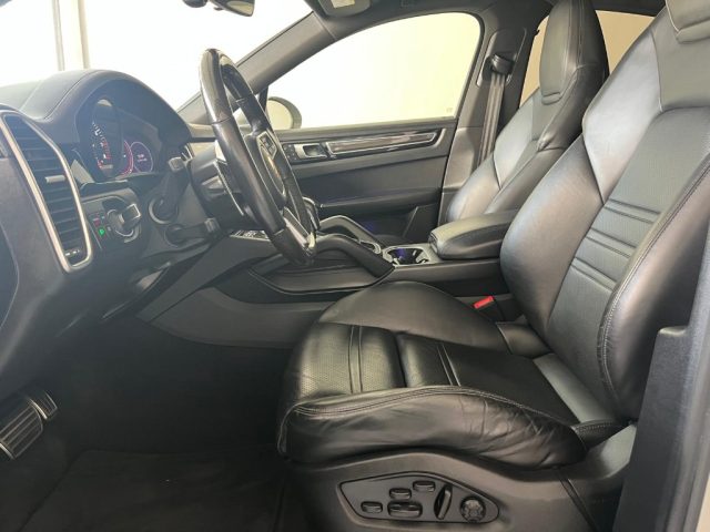 PORSCHE Cayenne usata, con Sospensioni pneumatiche